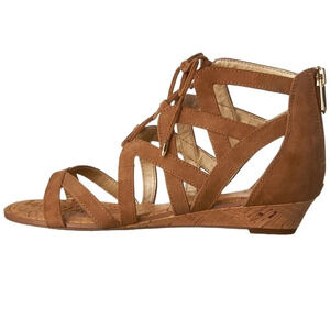 Excellent condition size 5.5 Sam Edelman gladiator sandals- zip heel for ease